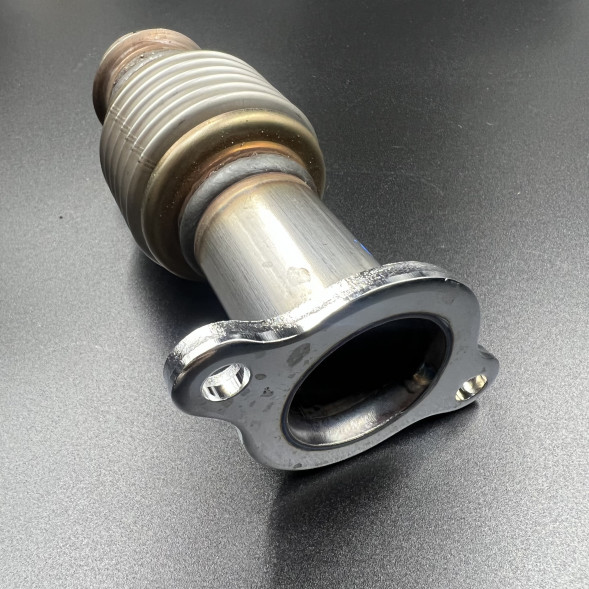 Патрубок выхлопа (металл) Yamaha VK10 (Yamaha)