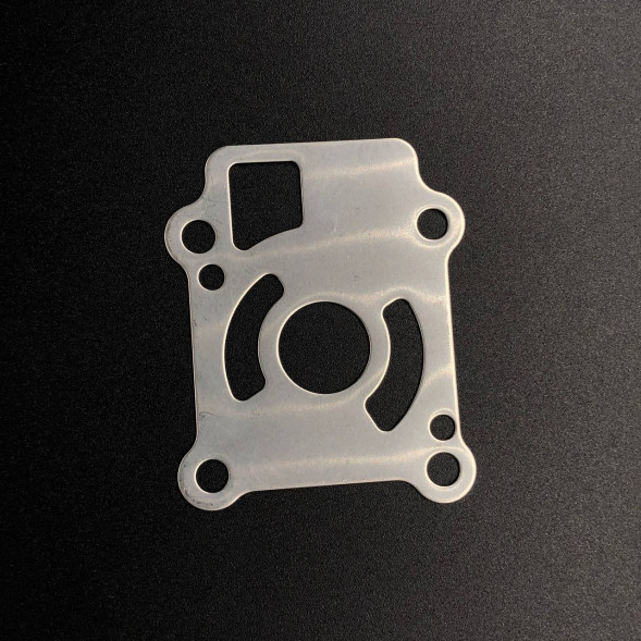 Пластина помпы охлаждения Tohatsu 25-30, M40C (PREMARINE)