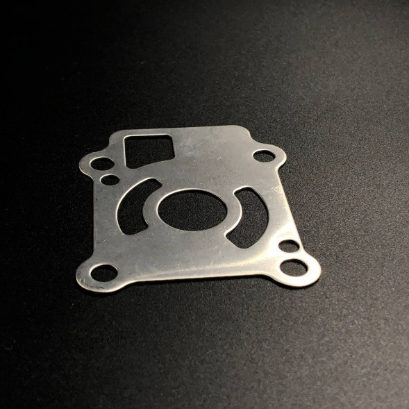 Пластина помпы охлаждения Tohatsu 25-30, M40C (PREMARINE)