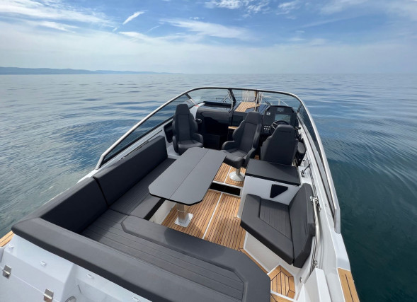 Катер Finnmaster T8 с мотором 300