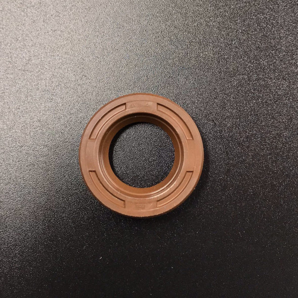 Сальник Suzuki (09282-15009) (14.7x25x6.5) (Suzuki)