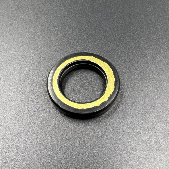 Сальник Yamaha (93101-23070) (23x37x6) (KACAWA)