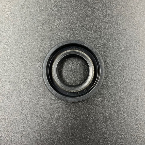 Сальник Yamaha (93101-16001) (16x30x6) (Omax)