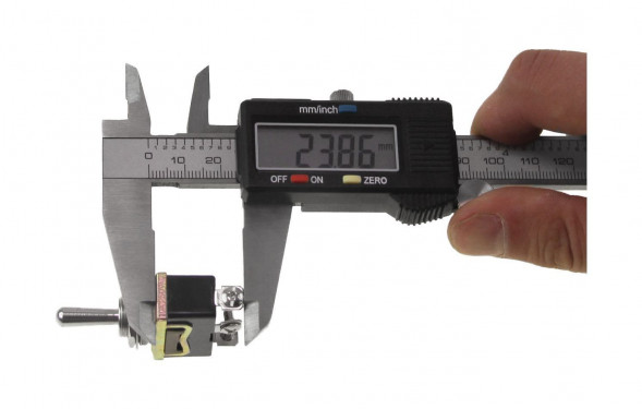 Тумблер трехпозиционный (ON)-OFF-(ON) 12 В/15А 3P