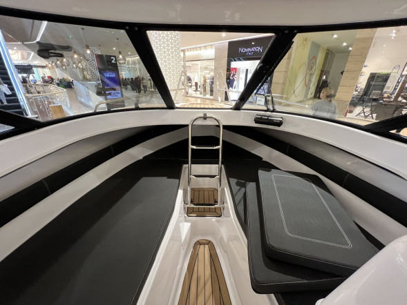 Катер Феникс 600 HT белый с Suzuki DF140BTL