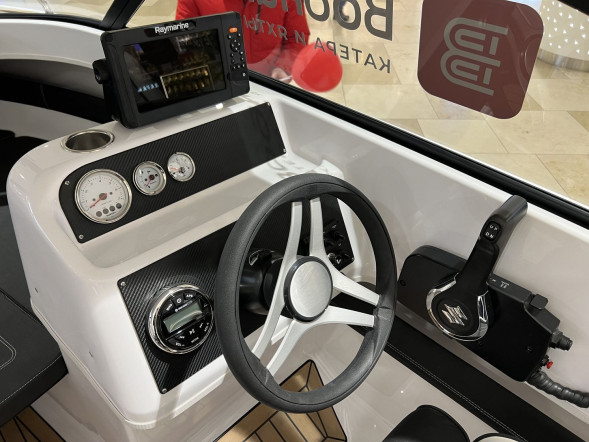 Катер Феникс 600 HT белый с Suzuki DF140BTL