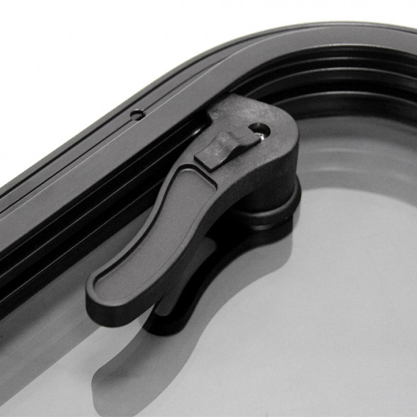 Люк палубный распашной Альбатрос 572x457 (черное исполнение)