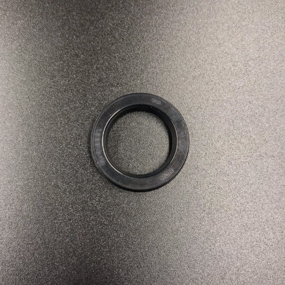 Уплотнение штока гидроподъемника Yamaha 115-250, F95-275 (64E-4384J-00) (Yamaha)