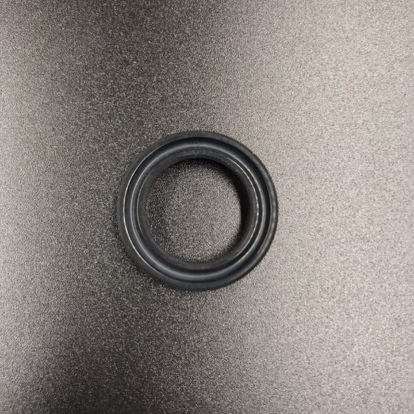 Уплотнение штока гидроподъемника Yamaha 115-250, F95-275 (64E-4384J-00) (Yamaha)