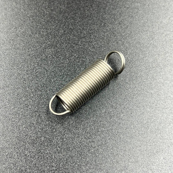 Пружина собачки ручного стартера Yamaha 40X, F25-40 (Osaka)