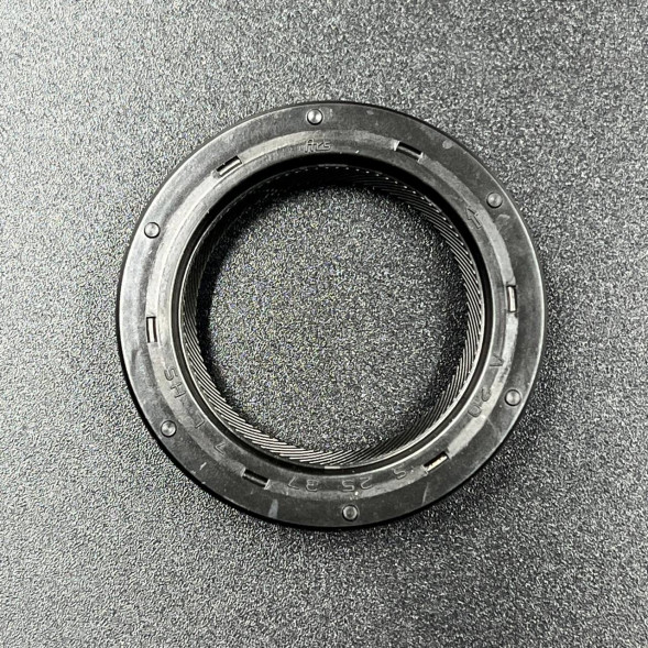 Сальник Yamaha (93101-25M69; F9.9-01.01.00.13) (25x37x7) (Yamaha)