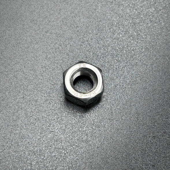 Гайка самоконтрящаяся Yamaha (YUELANG)