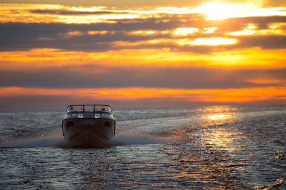 Катер Finnmaster T8