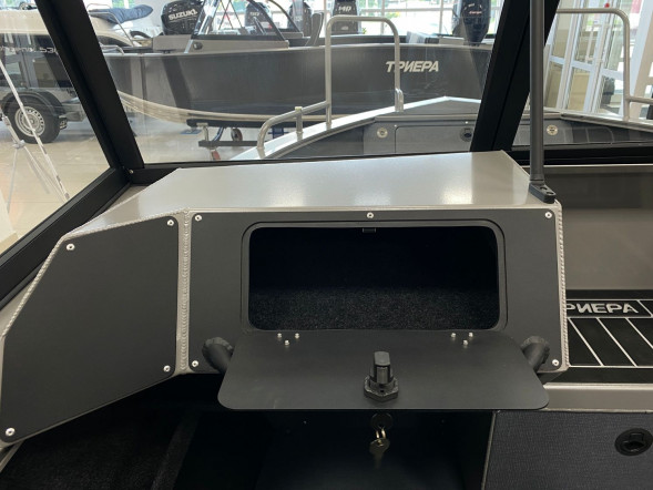 Моторная лодка, Триера 460 FISH, серый