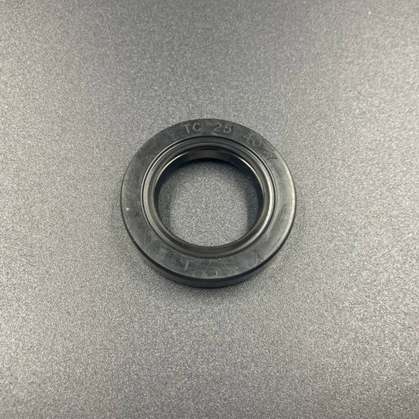 Сальник Suzuki (09283-25035) (25x40x7) (Omax 2)