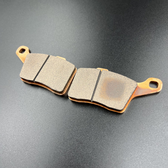 Колодки тормозные (металокерамика) (комплект) BRP SUMMIT SKI-DOO (507032486) (KINETIX)