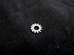 Шайба контрящаяся зубчатая #8, оцинкованная