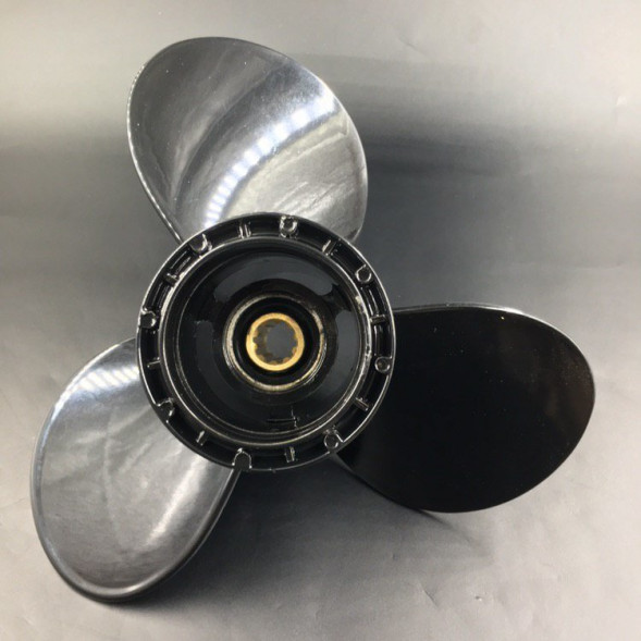 Гребной винт Suzuki DT9.9-DT15, DF9.9-DF15, DF8A-DF9.9A (3x9-1/4x10) (Osaka)