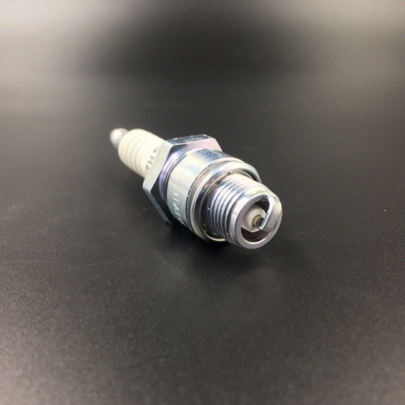 Свеча зажигания 5110 B7HS (NGK)