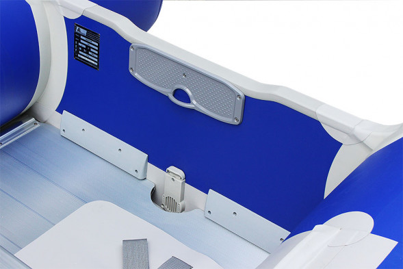 Надувная моторно-гребная лодка &quot;Мореман 390&quot; (последний витринный экземпляр, даем скидку!)