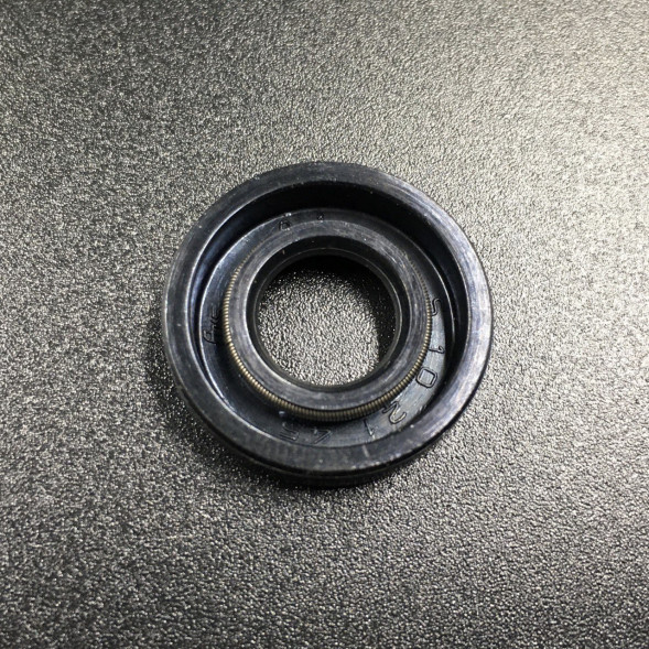 Сальник редуктора Suzuki DF4-DF6A (09282-10008) (10x21x4.5) (Suzuki)