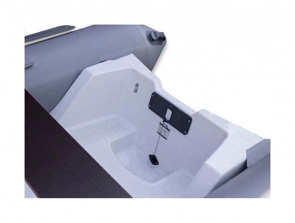 Лодка РИБ (RIB) STEL R-420, графит/красный, накладки на рундук и банки, защита киля, корпус серый