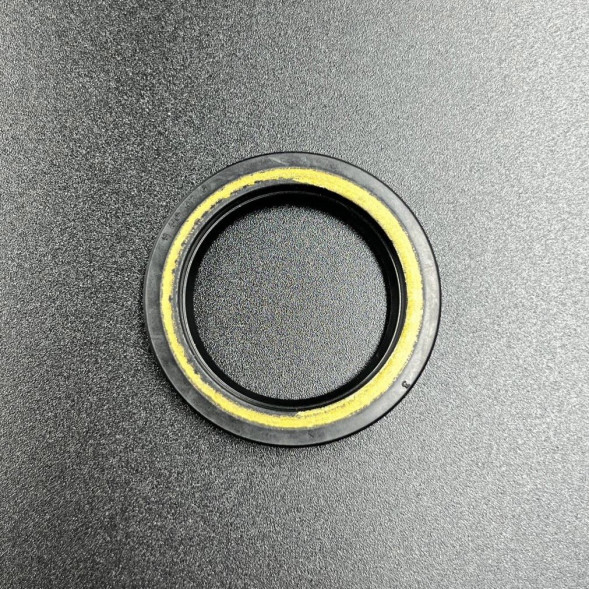Сальник коленвала Yamaha 40X (93101-30M33,93102-30M53,93102-30M56) (30x42x6) (Omax)