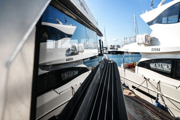 Катер VOYAGER 960 Cabin с Suzuki 2хDF350ATX