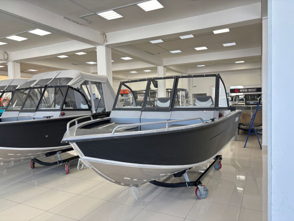Моторная лодка, Триера 460 BR_new, серый с Suzuki DF50ATL