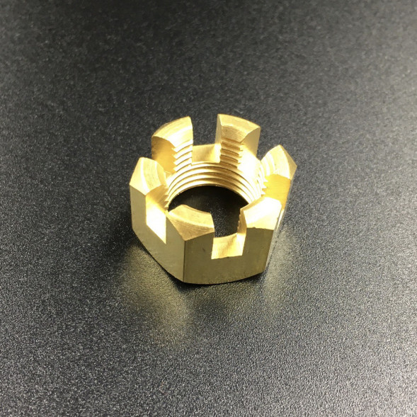 Гайка крепления гребного винта Yamaha 20-30, F20-45 (Sinera)