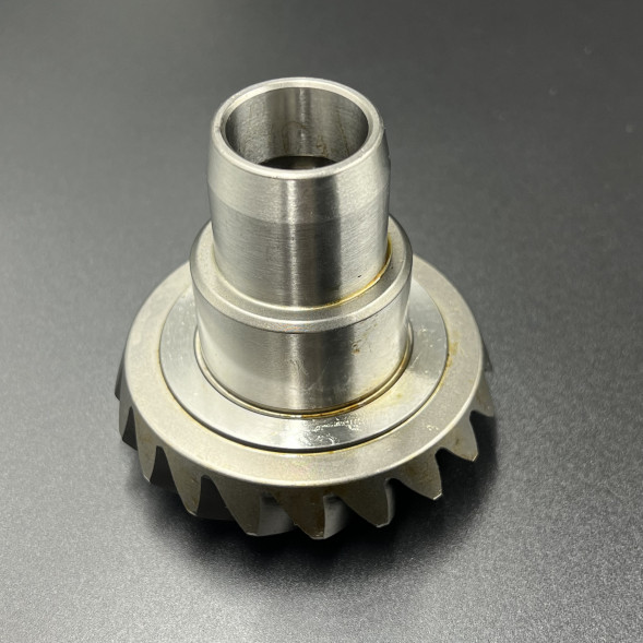 Шестерни верхнего редуктора Mercruiser Alpha One (1.50-1.47 редукция) (Osaka)