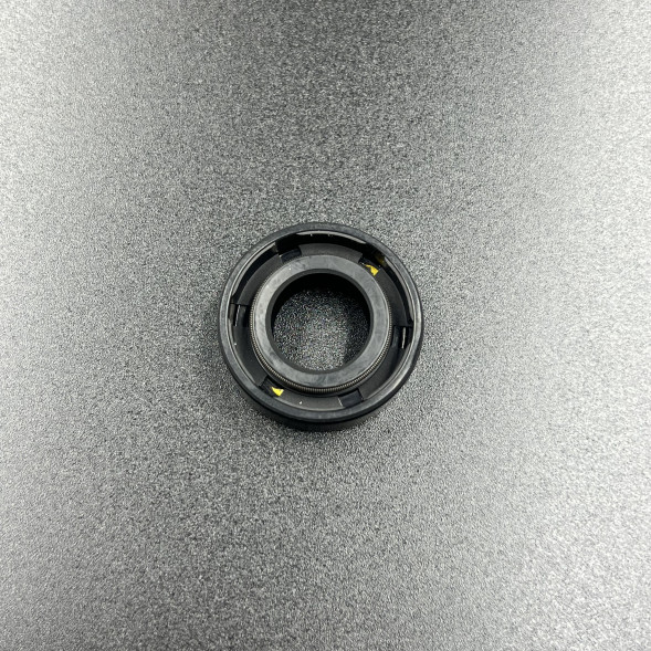 Сальник Tohatsu (369-60111-0) (15x28x10) (Kacawa)