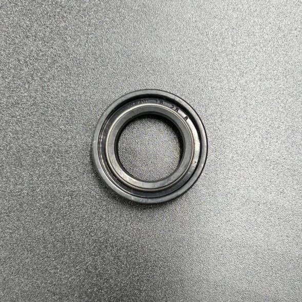 Сальник Tohatsu (346-60111-0) (18x28x8) (POLY-MOTO)