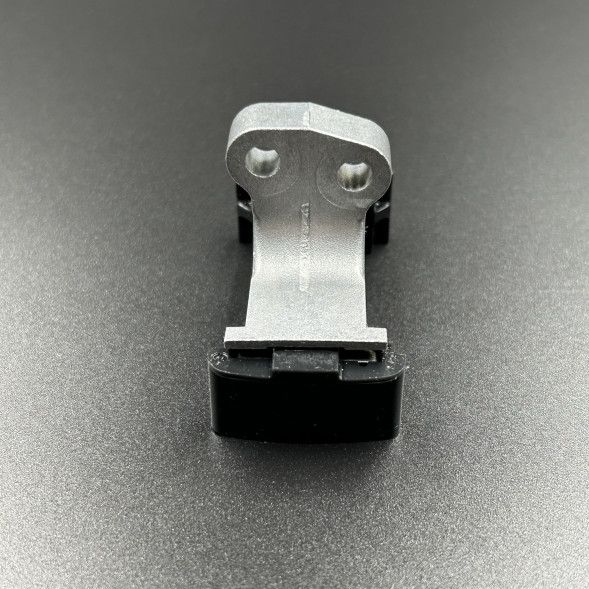 Натяжитель (левый) Suzuki DF200-350 (12833-93J00) (Suzuki)