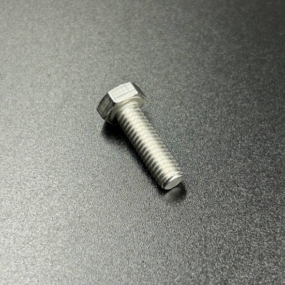 Болт M6x20 Yamaha (97595-06520;T30-14035) (YUELANG)