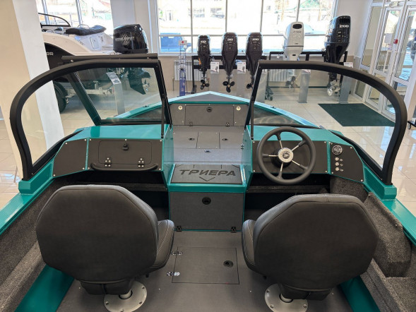 Моторная лодка, Триера 470 FISH, бирюзовый с Suzuki DF70ATL