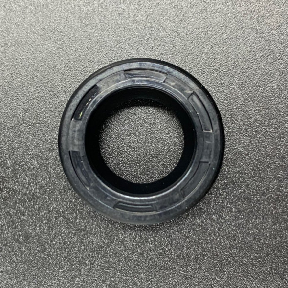 Сальник гребного вала  Yamaha F2-F6 (93101-13800; 93101-13M12) (13x22x7) (Yamaha)