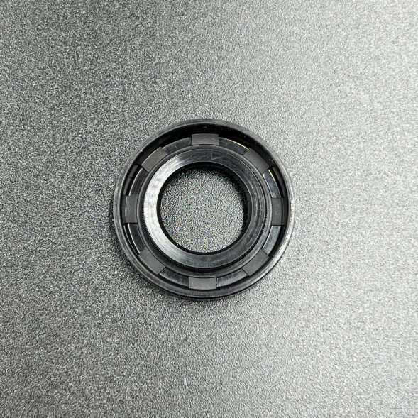 Сальник Suzuki (09282-17L01) (17x32x6) (POLY-MOTO)