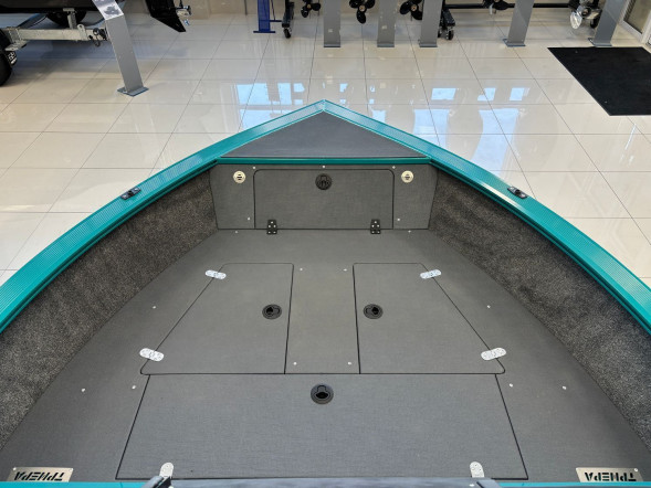 Моторная лодка, Триера 470 FISH, бирюзовый с Suzuki DF60ATL