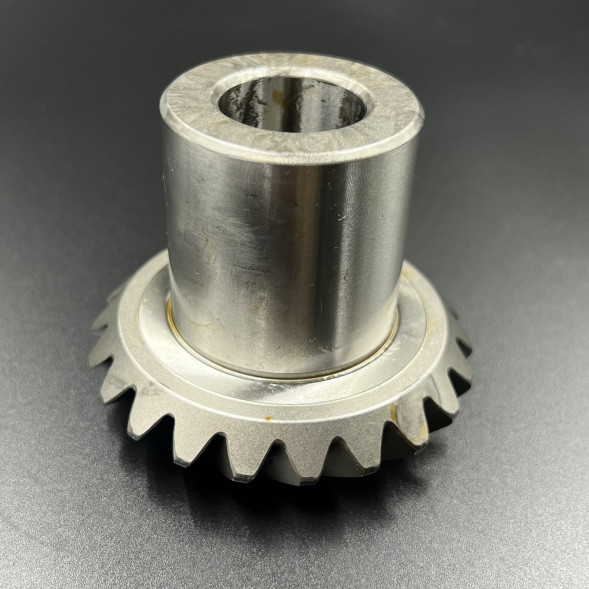 Шестерни  верхнего редуктора Mercruiser Alpha One (1.50-1.47 редукция) (Osaka)