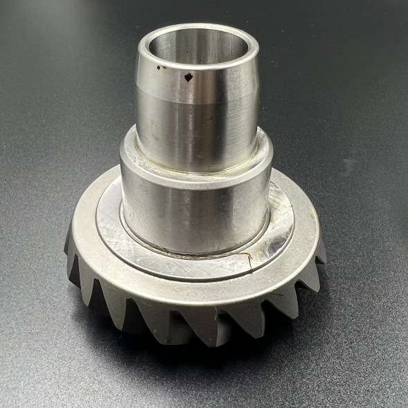 Шестерни  верхнего редуктора Mercruiser Alpha One (1.50-1.47 редукция) (Osaka)