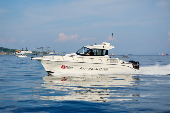 Катер AVANRAID F350 MARLIN с Suzuki 2хDF250TX/ZX