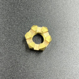 Гайка крепления гребного винта Tohatsu 6-9.8, MFS6-8  (YUELANG)