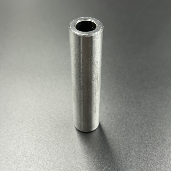 Втулка (палец) заднего кулака (9010-060005) (ZIBO)