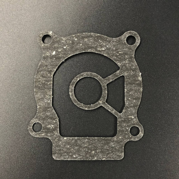 Прокладка под пластину помпы охлаждения Suzuki DT25-40, DF40-50, DF40-60(A) (Kacawa)