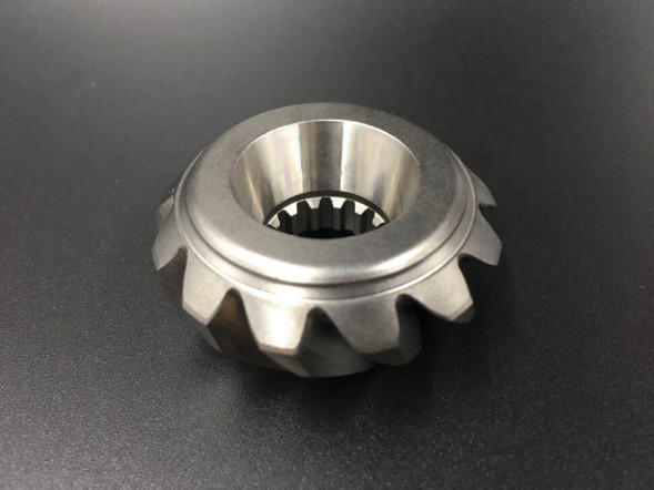 Шестерня вертикального вала (Пиньон) Tohatsu 40-50 (3C8-64020-0) (Osaka)