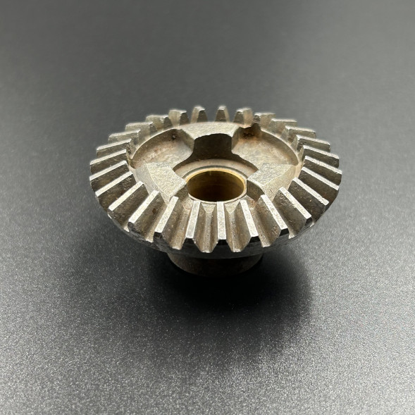 Шестерня переднего хода Yamaha 9,9-15 old (прямой зуб) уценка