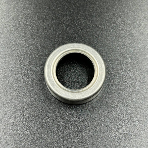 Сальник Mercury (26-821928) (16x29x8) (Quicksilver)