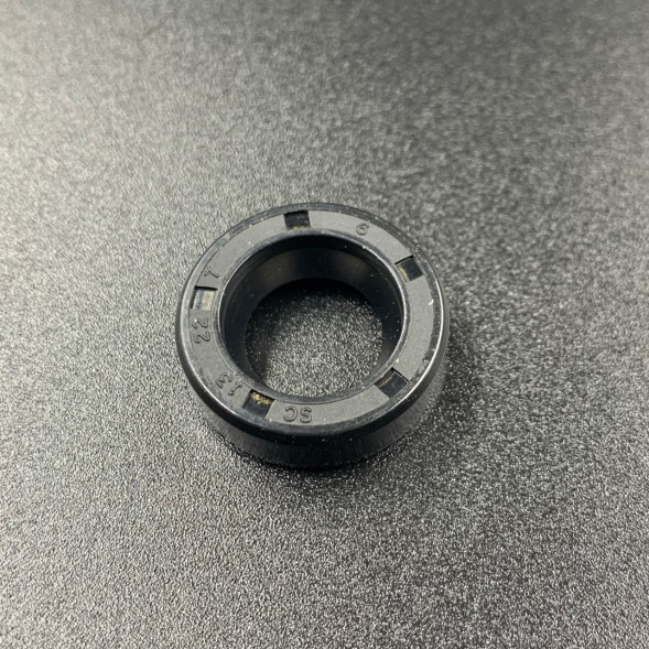 Сальник Yamaha (93101-13M12) (13x22x7) (Omax)