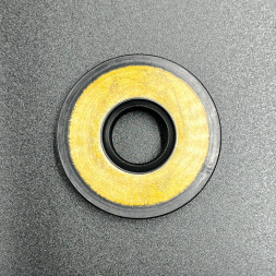 Сальник коленвала Yamaha 2 (93102-15M32) (15x42x8) (Kacawa)